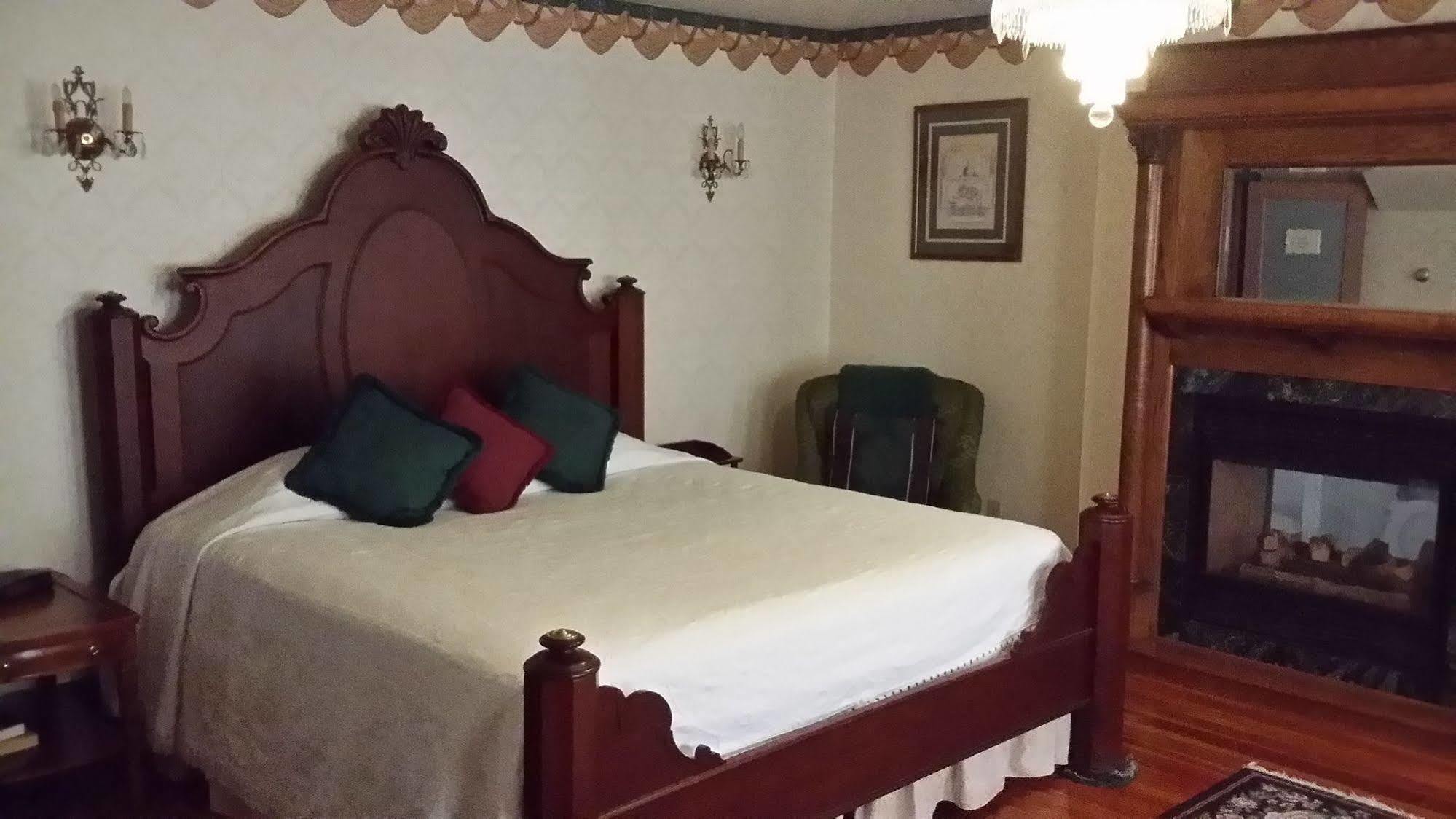 Chestnut Charm Bed & Breakfast Atlantic Luaran gambar
